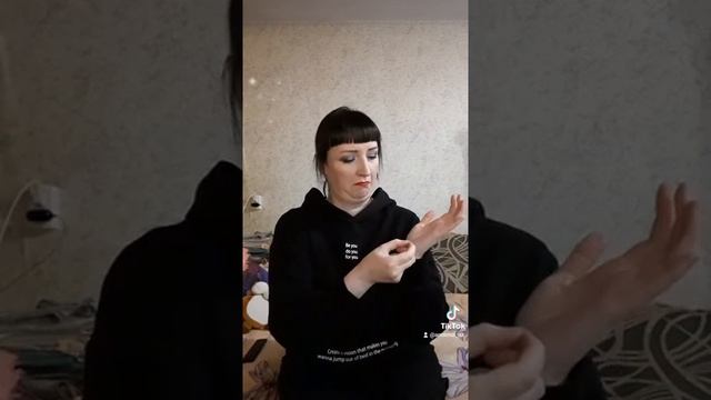 Анекдот "ВОЛОСИНА во РТУ. МЕДВЕДЬ.?" смотреть онлайн