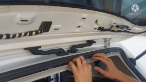 Volkswagen Tiguan установка камеры заднего вида с ручкой открывание багажника