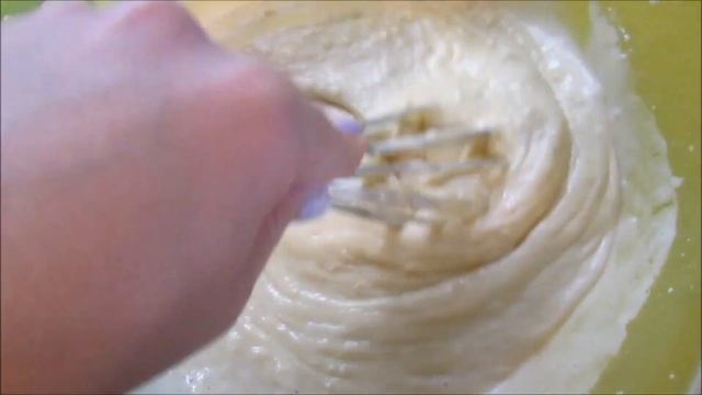 Воздушный бисквитный пирог на скорую руку с вареньем/30 минут вместе с выпечкой! смотреть онлайн