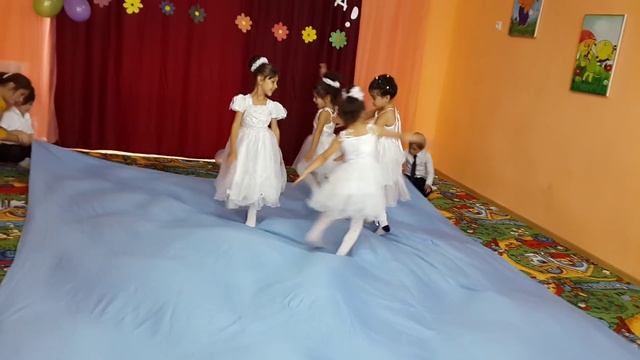 Танец "Чайки" детский садик "Айгюн" смотреть онлайн
