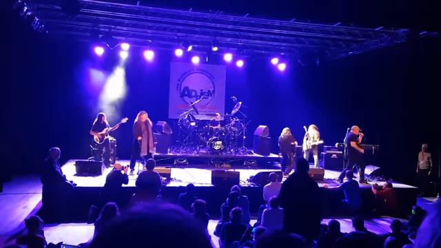 Hells Bells Chris Slade Timeline смотреть онлайн
