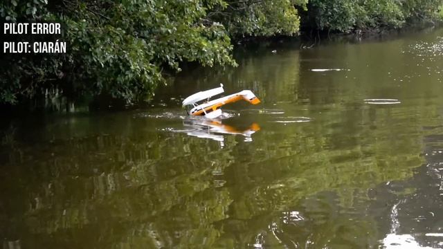 One More Year of Plane Crashes (2023 RC Plane Crash Compilation) смотреть онлайн