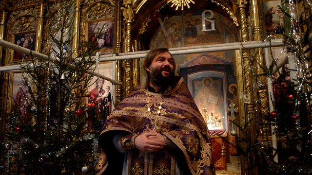 Поздравление с Новым 2022 годом после ночной Литургии. Священник Валерий Сосковец. 01.01.22г. смотреть онлайн
