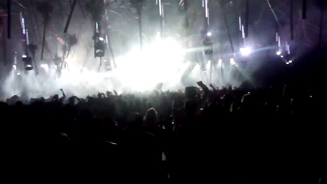 Tomorrowland 2014 Dillon Francis & DJ Snake - Get Low смотреть онлайн