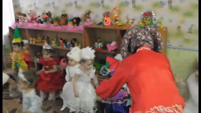 Новогодний утренник группа Веснушки. Старобельск смотреть онлайн