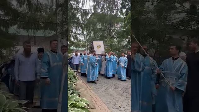 Крестный ход в Новоспасском монастыре в день иконы "Всецарица" 31.08.22 г. смотреть онлайн