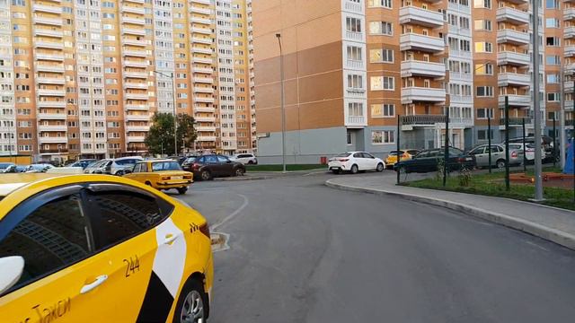 Дворы Синявинской. лето 2018 смотреть онлайн