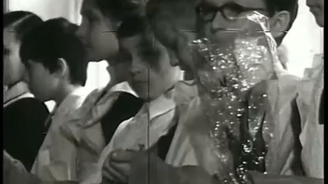 Школа №30, г. Ижевск. Видеоматериалы музея. Часть 4 смотреть онлайн