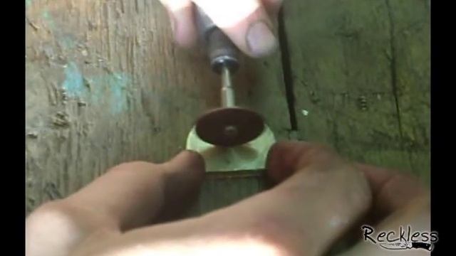 Маленький нож из полотна мех пилы смотреть онлайн