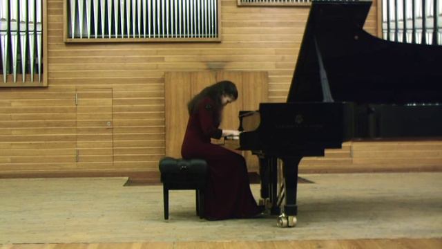 Daniya Khaybullina plays Schumann - Symphonic Etudes, Op 13 смотреть онлайн