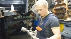 Как поменять шаровую  Ford Focus 2