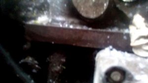 Самодельный кран для снятия двигателя легкового автомобиля.