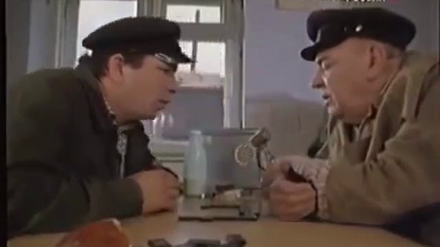 Опытный и молодой сисадмин! Вот как надо работать смотреть онлайн