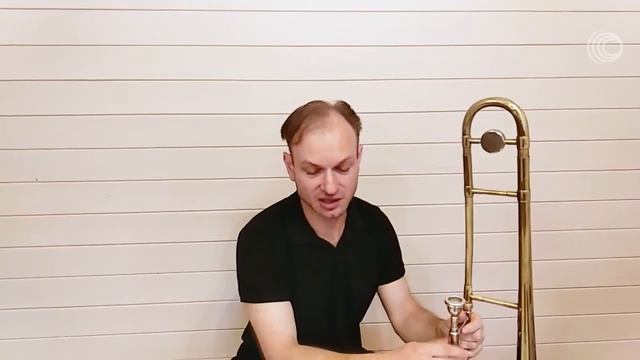 Михаил Оленев. Техники вибрато и фруллато на тромбоне / Расширенные инструментальные техники смотреть онлайн