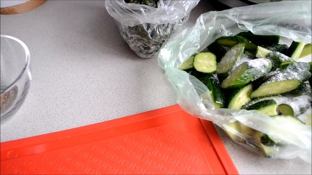 Малосольные огурцы в пакете смотреть онлайн