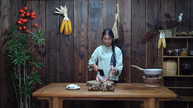 Akebia Quinata: A Fruit will Explode when Ripe смотреть онлайн