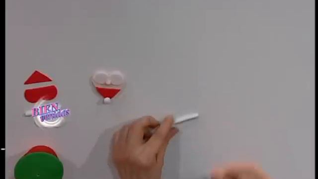 Mirta Biscardi - Bienvenidas TV - Modela Cupcakes Navideños.