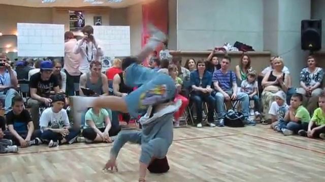 Саша Ушаков смотреть онлайн
