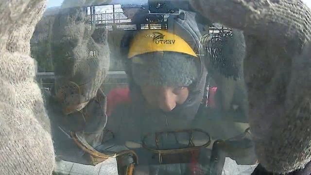 За стеклом приемная президента, крыша СФУ Красноярск. смотреть онлайн