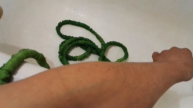 Тестируем самоудлинняющийся шланг для полива смотреть онлайн