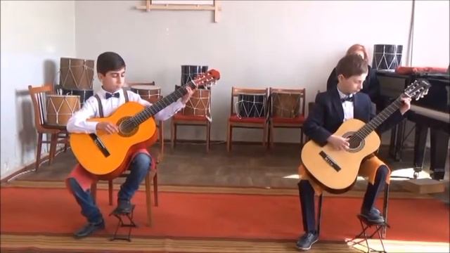 Todos A Mirar guitar duo смотреть онлайн