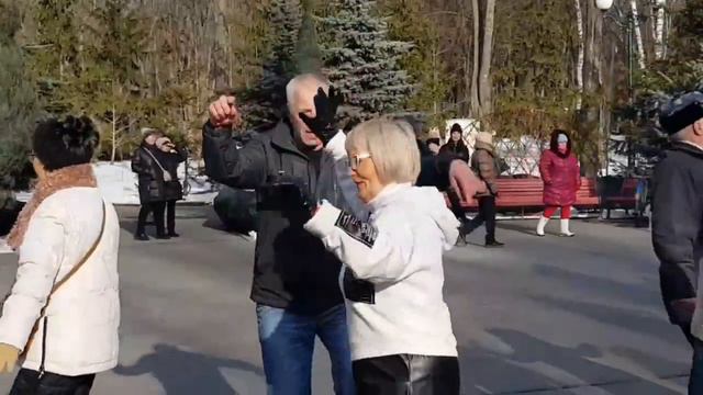 ДЕВОЧКА- УМНИЧКА #kharkiv #dance смотреть онлайн