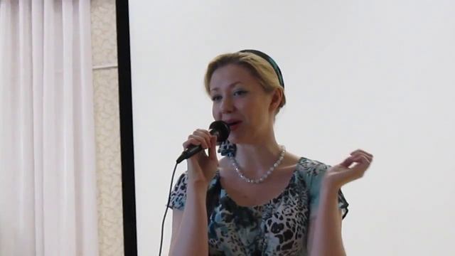 Полина Бертрам (Бекерт) - Несе Галя воду - P.S смотреть онлайн