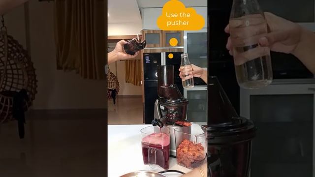 Healthy Carrot/Beetroot cold pressed juice with Kuvings смотреть онлайн