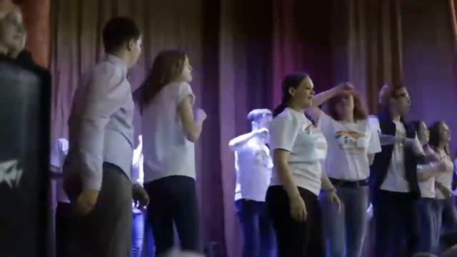 БЕЗ КОММЕНТАРИЕВ - ТАНЕЦ СМЕНЫ смотреть онлайн