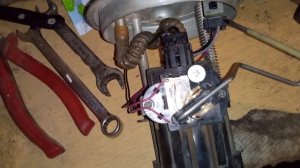 Не показывает уровень топлива ВАЗ 21150 !!!