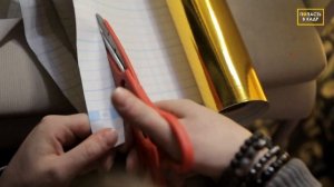 TAPE BODY ART -  художественная оклейка модели золотой / черной изолентой