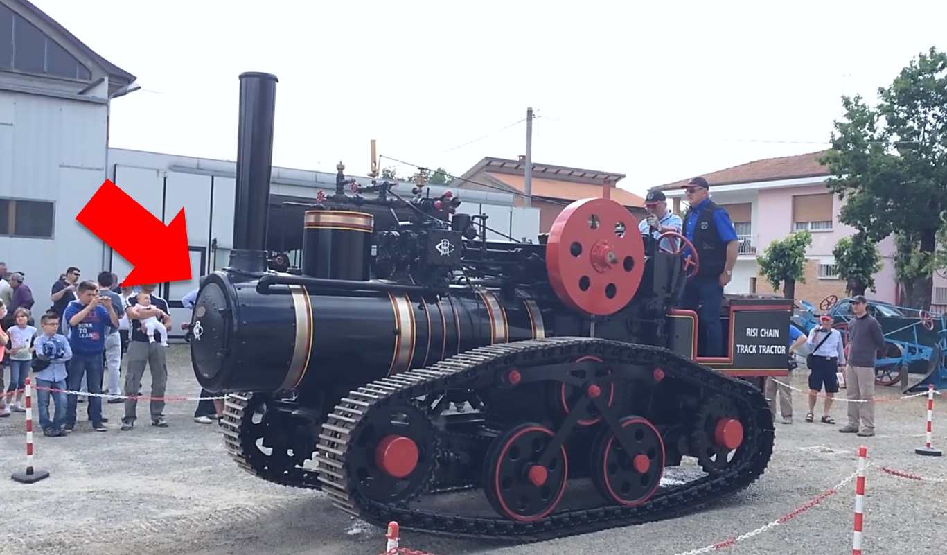 Запуск и работа. Трактор 1928 года на паровой тяге смотреть онлайн