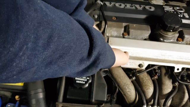 Volvo S70 P0118 Code ECT And Thermostat Replacement