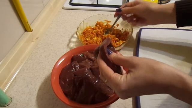 Вкуснейшая фаршированная говяжья печень. Нежная и сочная. смотреть онлайн