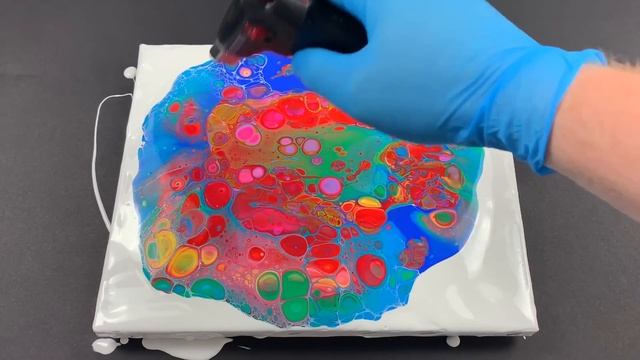 Pouring with Acrylic Liquid - Rainbow Colours Flip Cup Abstract Painting смотреть онлайн