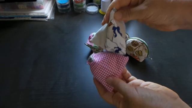 Новые сумка, кошельки, процесс вышивки бисером и маленькие бытовые новости смотреть онлайн
