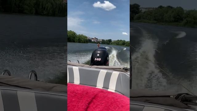 Водные лыжи смотреть онлайн