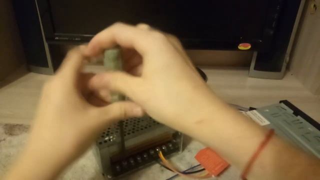 как подключить магнитолу дома УРА Я ВЕРНУЛСЯ НА КАНАЛ смотреть онлайн