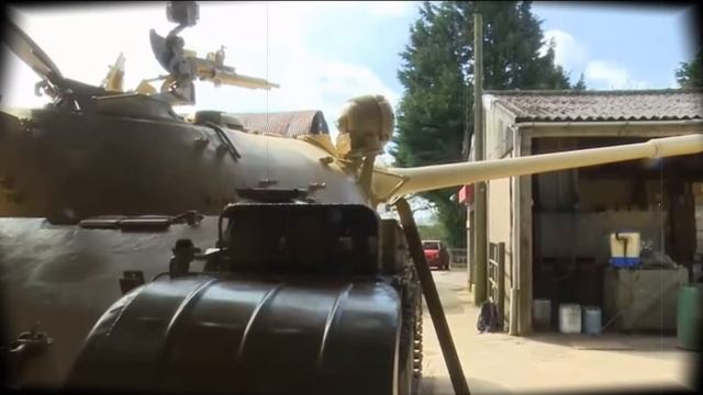 Мужчина разбирал БЕНЗОБАК ржавого ТАНКА! Когда заглянул в середину, чуть не ПОТЕРЯЛ СОЗНАНИЕ! смотреть онлайн