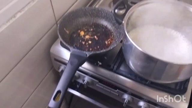 готовка риса с MrMark (очень вкусно но пахнет навозам ) смотреть онлайн