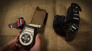 Как работать с экспонометром Ленинград 4. 23 Выпуск. Учимся работать с фотоплёнкой.