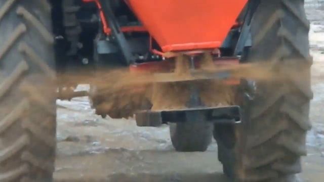 Пескоразбрасыватель РН-1.3 смотреть онлайн