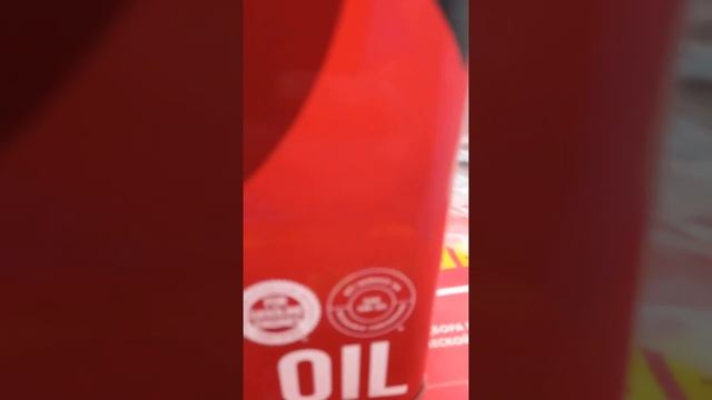 подделка моторного масла Toyota 5w30, 08880-10705 жесть, канистра 4 литра смотреть онлайн