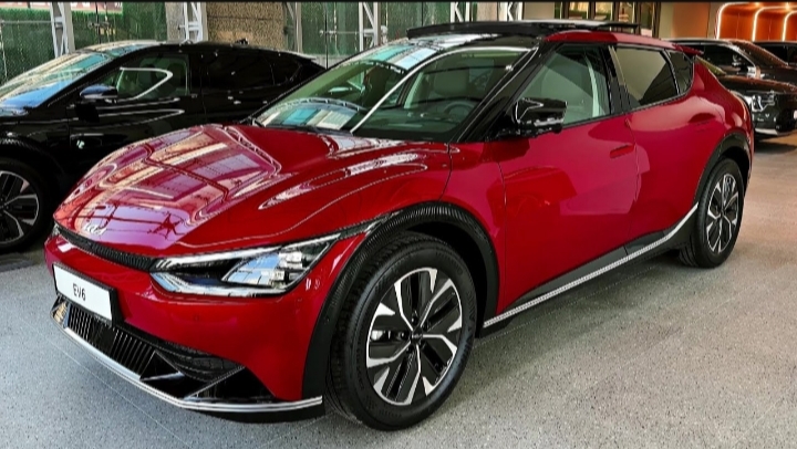 Kia EV6 2023 г.в.(Интерьер и экстерьер) Обзор Корейского автомобиля. смотреть онлайн