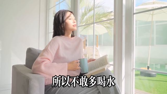 一喝水就想排尿，說明腎臟是好還是壞？看完這3點你就完全明白了！ 。 #排尿 #腎臟 смотреть онлайн