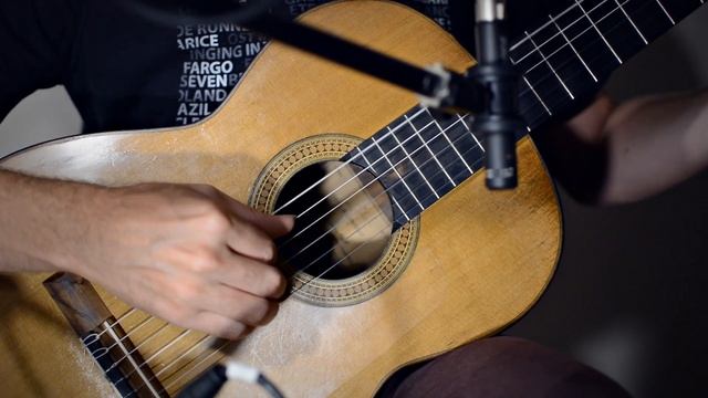 Por una Cabeza - (Gardel - Le Pera) - Javier Ramírez - El Zorro Azul Estudio смотреть онлайн