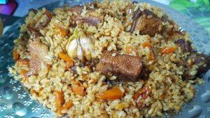 Плов из утки, цыганка готовит. Самый вкусный плов. Gipsy cuisine.