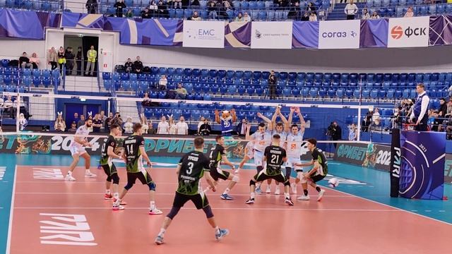 Концовка третьей партии. Динамо Москва - Енисей Красноярск смотреть онлайн