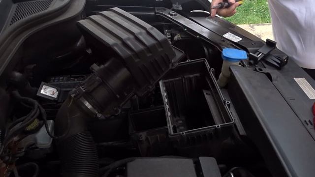 How to change an AIR FILTER on a VW ATLAS смотреть онлайн