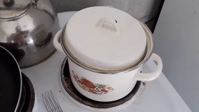 Гуляш или что то из мяса смотреть онлайн